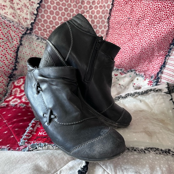 black booties - Picture 8 of 8